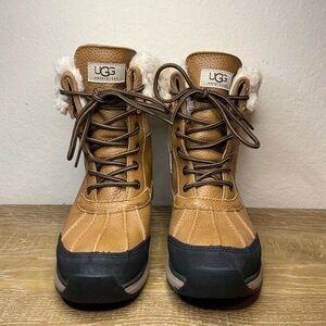UGG Adirondack III Boots Womens Size 6 Brown